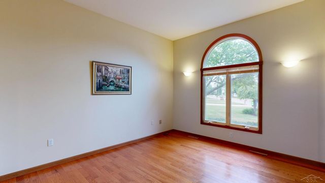 3227 Setting Sun Boulevard, Saginaw, MI 48603
