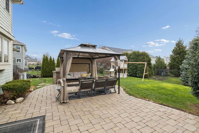 21261 Somerset Street, Shorewood, IL 60404