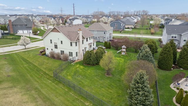 21261 Somerset Street, Shorewood, IL 60404