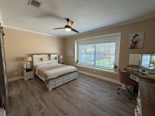 14610 Cobre Valley Drive, Houston, TX 77062