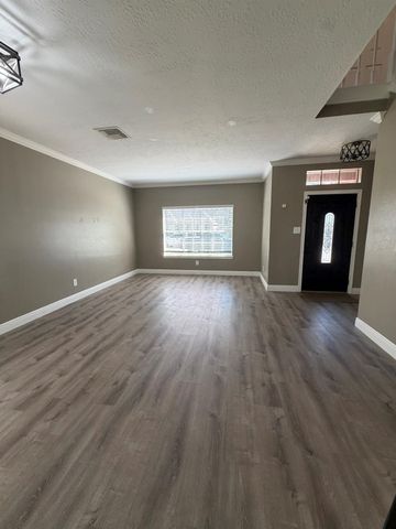 14610 Cobre Valley Drive, Houston, TX 77062
