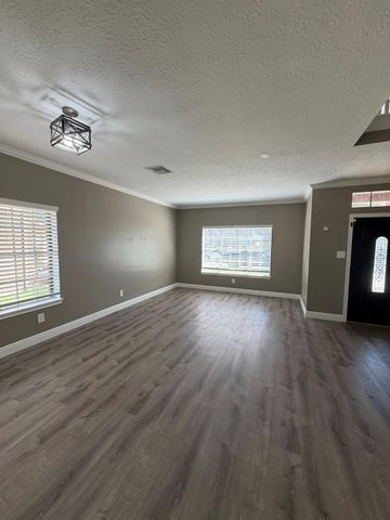 14610 Cobre Valley Drive, Houston, TX 77062