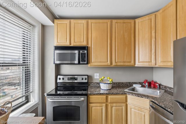 15 E Kirby Street 420, Detroit, MI 48202