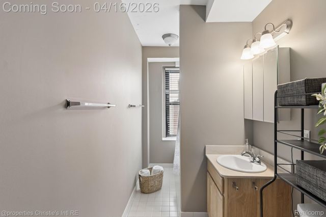 15 E Kirby Street 420, Detroit, MI 48202