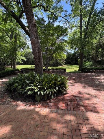 1611 Dearing Place, Tuscaloosa, AL 35401