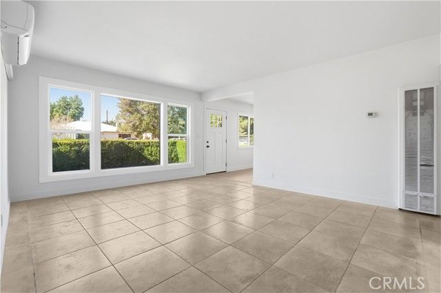 577 Herrington Avenue, San Bernardino, CA 92411