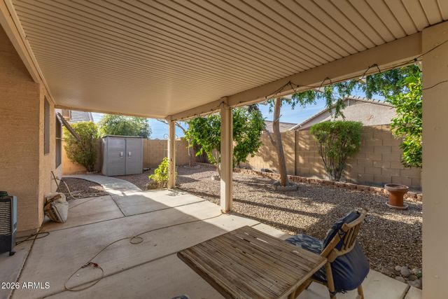 10390 W YUKON Drive, Peoria, AZ 85382