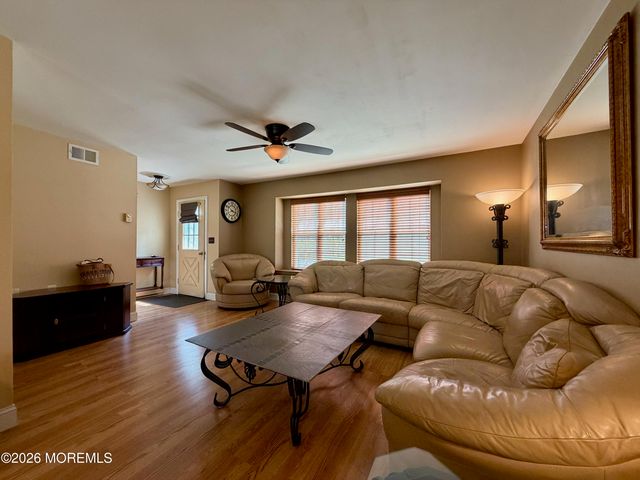 442C Dartmoor Way, Manchester, NJ 08759