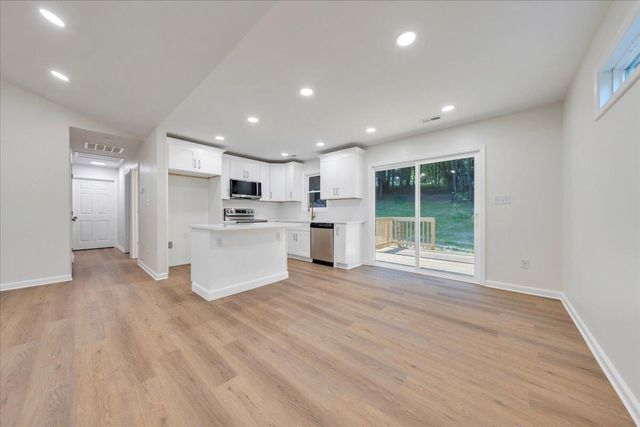 2315 Vale AVE, Roanoke, VA 24012