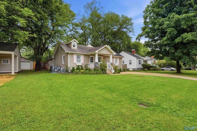 1917 Vanderbilt Circle, Huntsville, AL 35801