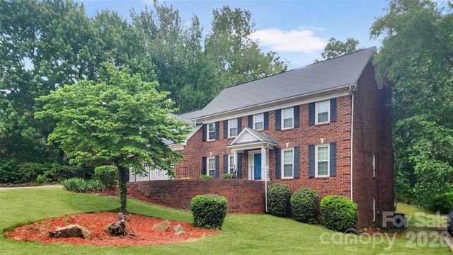 8331 Dunstaff Road, Charlotte, NC 28269