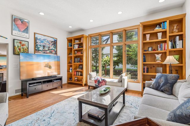 3835 Washburn Avenue S, Minneapolis, MN 55410