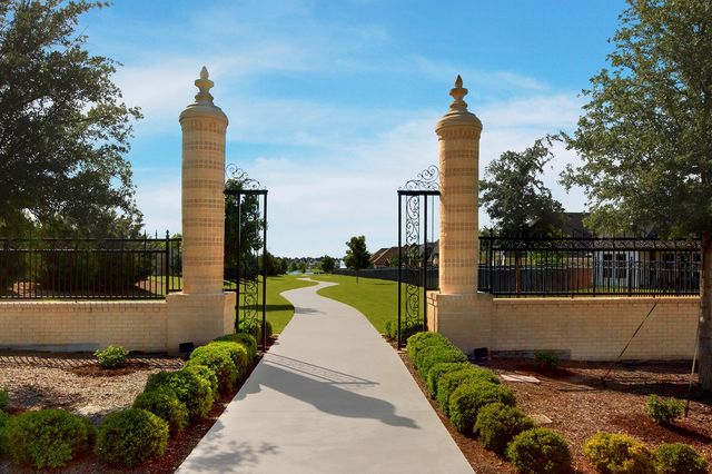 2808 Suffolk Court, Celina, TX 75009