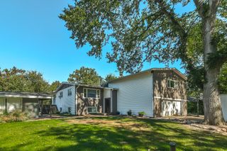 3579 S Bend Road, Rockford, IL 61109