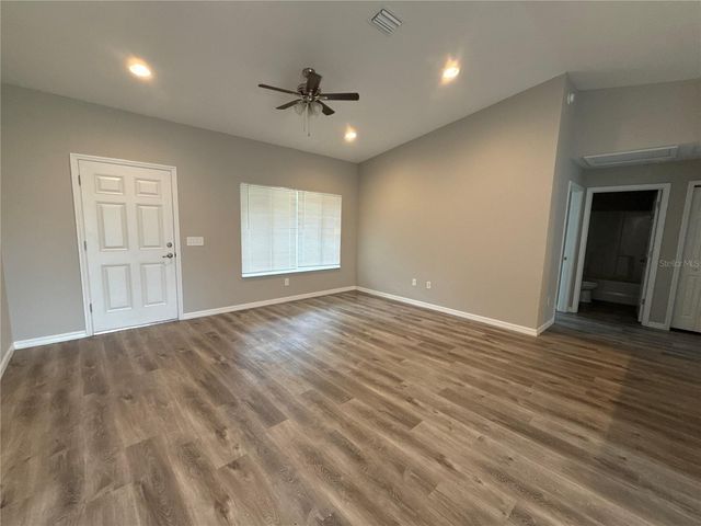 3 MALAUKA COURSE TERRACE, Ocklawaha, FL 32179