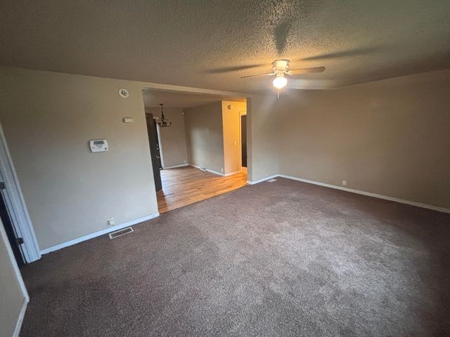 2394 W 61st Place, Merrillville, IN 46410