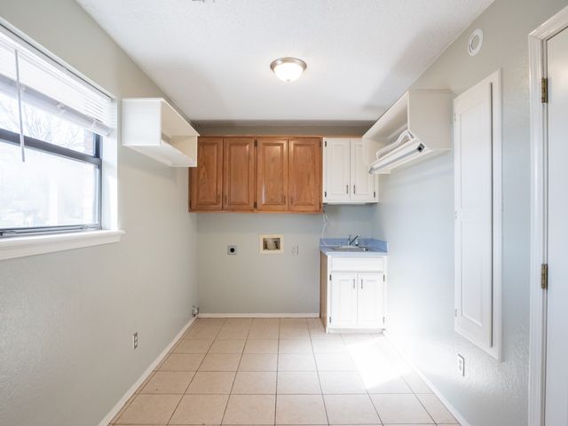 1902 Thrush Street, Springdale, AR 72764
