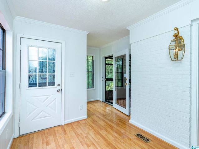 1633 BROOKFIELD LANE, Birmingham, AL 35214