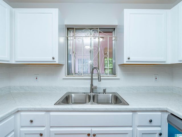1633 BROOKFIELD LANE, Birmingham, AL 35214