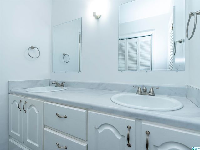 1633 BROOKFIELD LANE, Birmingham, AL 35214