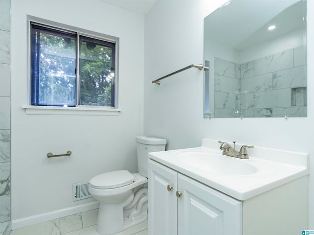1633 BROOKFIELD LANE, Birmingham, AL 35214