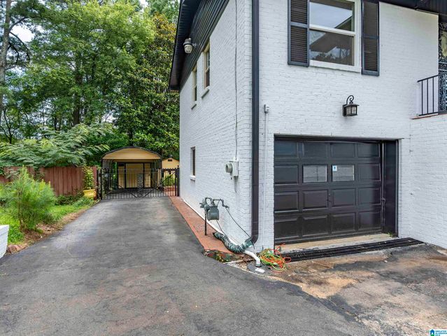 1633 BROOKFIELD LANE, Birmingham, AL 35214