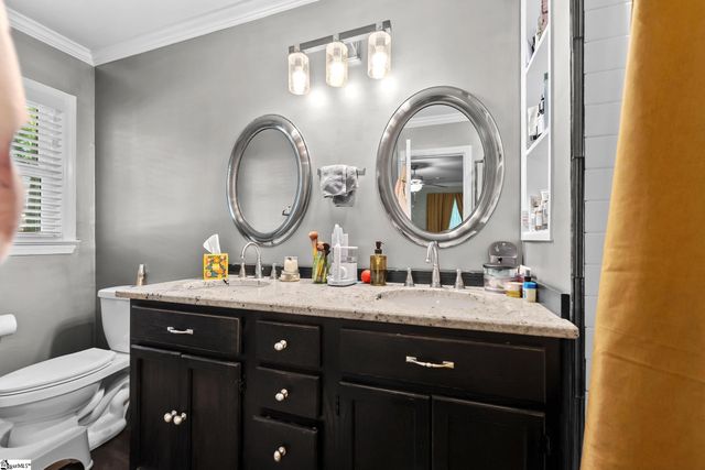 34 Nottingham Road, Greenville, SC 29607