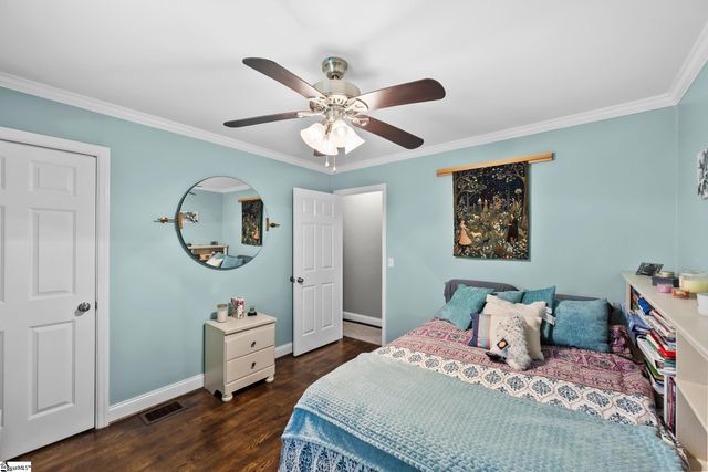 34 Nottingham Road, Greenville, SC 29607