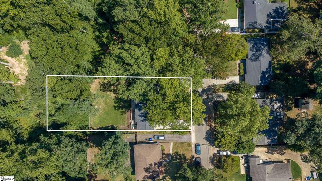 34 Nottingham Road, Greenville, SC 29607