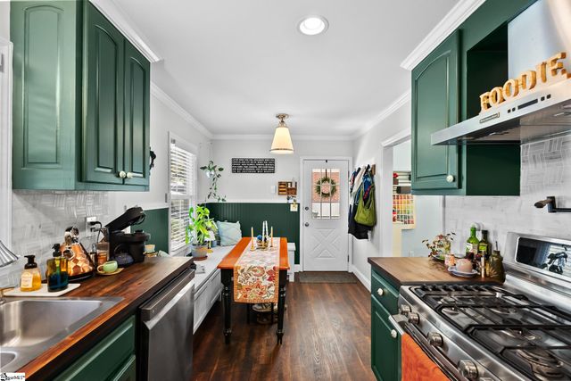 34 Nottingham Road, Greenville, SC 29607