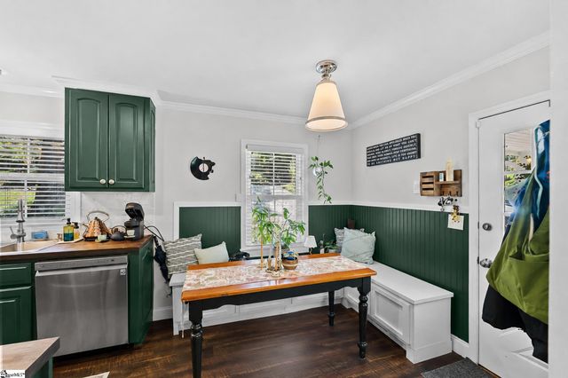 34 Nottingham Road, Greenville, SC 29607
