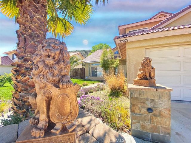 39221 Beacon Lane, Palmdale, CA 93551
