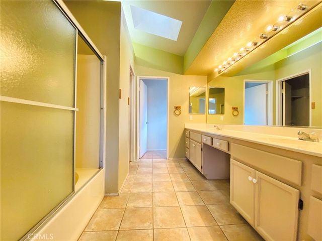 39221 Beacon Lane, Palmdale, CA 93551