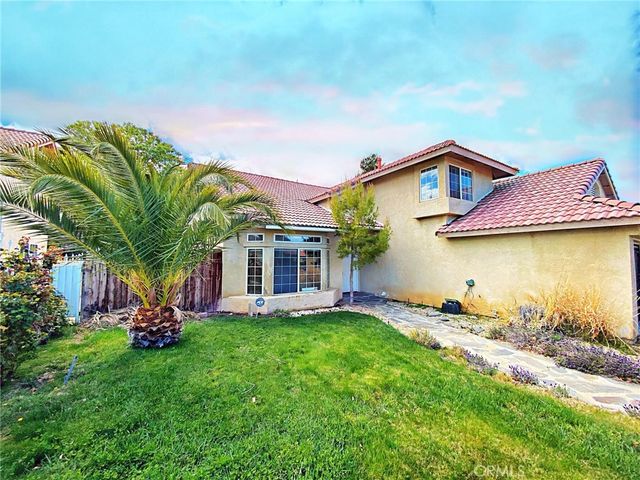 39221 Beacon Lane, Palmdale, CA 93551