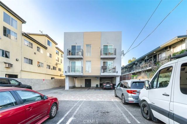 3324 Chapman, Los Angeles, CA 90065