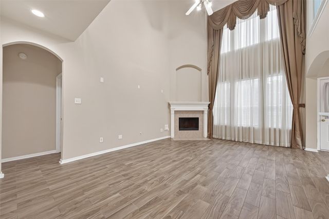 4623 Russett Lane, Sugar Land, TX 77479