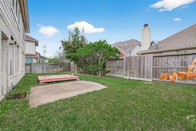 4623 Russett Lane, Sugar Land, TX 77479