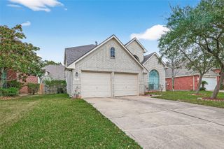 4623 Russett Lane, Sugar Land, TX 77479