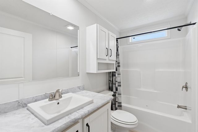 69 Diamondback Drive, Rochester, NH 03868