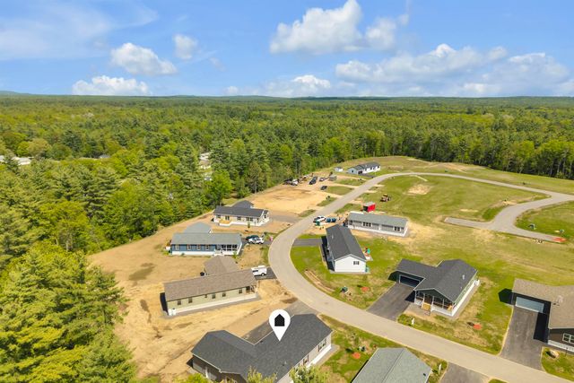 69 Diamondback Drive, Rochester, NH 03868