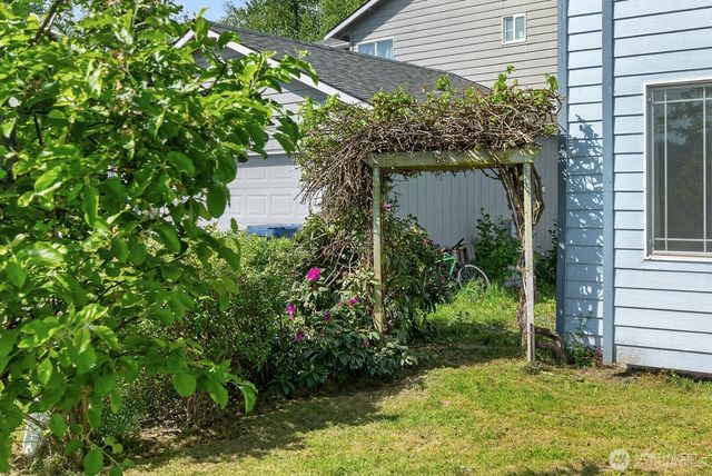 12808 58th Avenue NE, Marysville, WA 98271