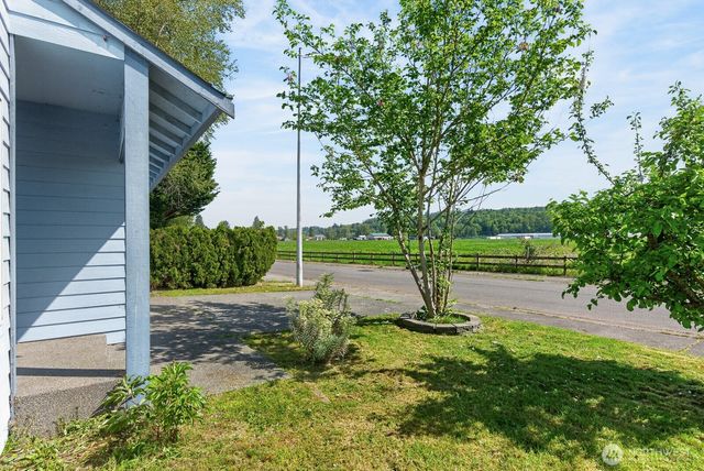 12808 58th Avenue NE, Marysville, WA 98271