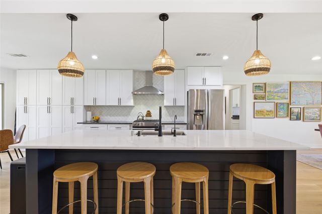 6826 Delmeta Drive, Dallas, TX 75248