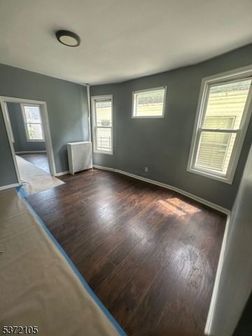 889 S 16Th St 3, Newark City, NJ 07108