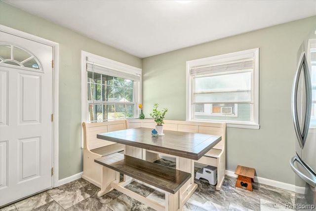 33431 Bendon Court, Westland, MI 48186