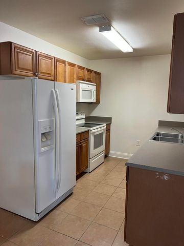 502 Wingspan Way, Crestview, FL 32536