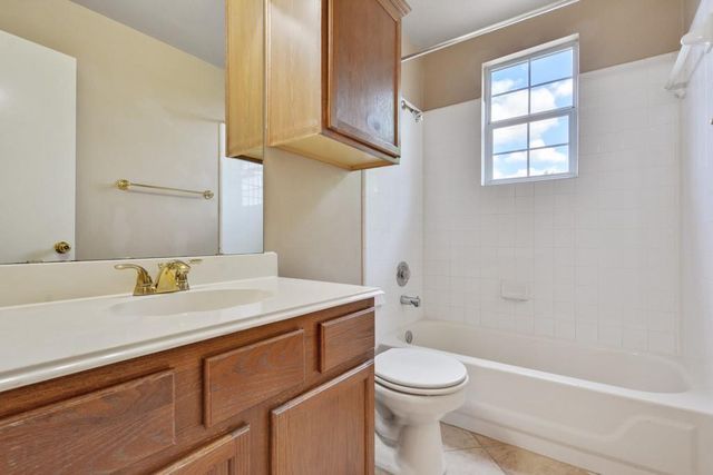 2206 Larston LN, Cedar Park, TX 78613