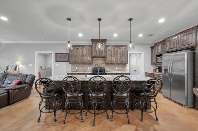 130 Cedar Court, Magnolia, TX 77355