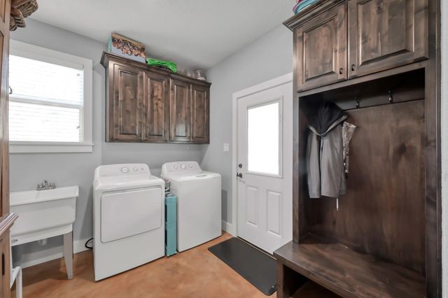 130 Cedar Court, Magnolia, TX 77355