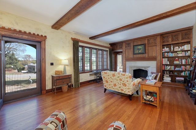 1007 4th Avenue, West Point, GA 31833